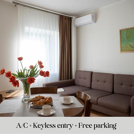 Villa Acacia Kaunas Luaran gambar