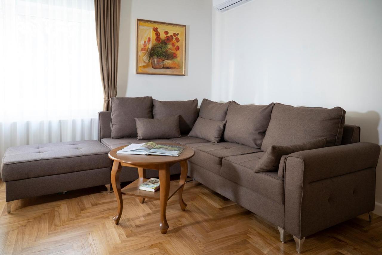 Villa Acacia Kaunas Luaran gambar